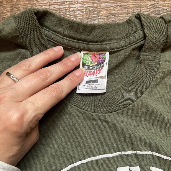 1998 Senior Gear T-Shirt Green L Graphic Print 98 Seniors Crew Neck Vintage USA - Picture 3 of 4